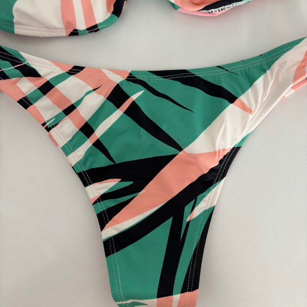 Bikini Lab “Sonic Boom” Palm Print Bikini Set M/L - Picture 5 of 7